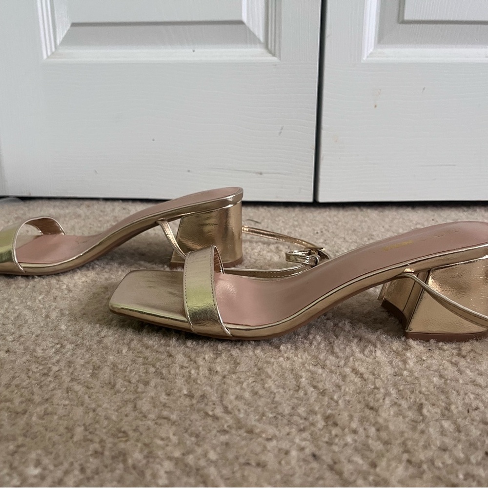 Elegant Gold Women's Heels
